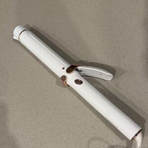 T3 SinglePass Curling Iron 1.25”